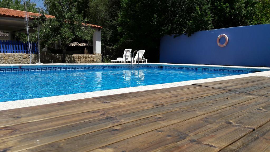 Chorros Del Rio Mundo Bed & Breakfast Riopar Exterior photo